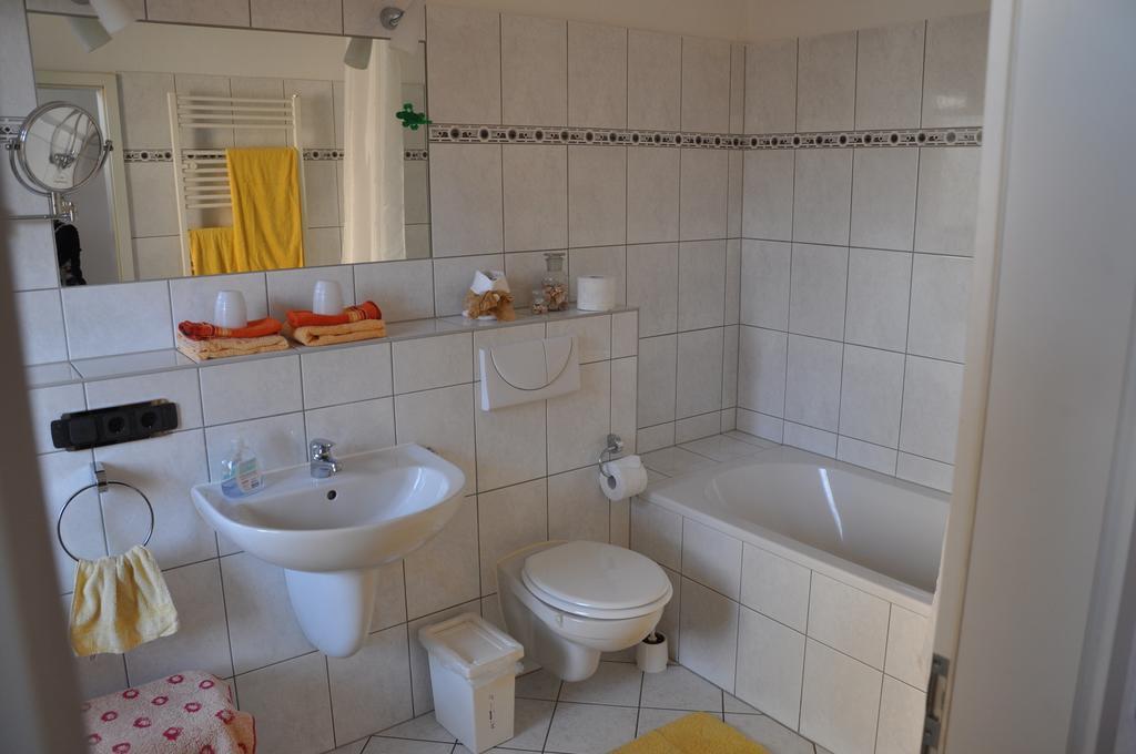 Martina'S Gastezimmer Erfurt Dış mekan fotoğraf